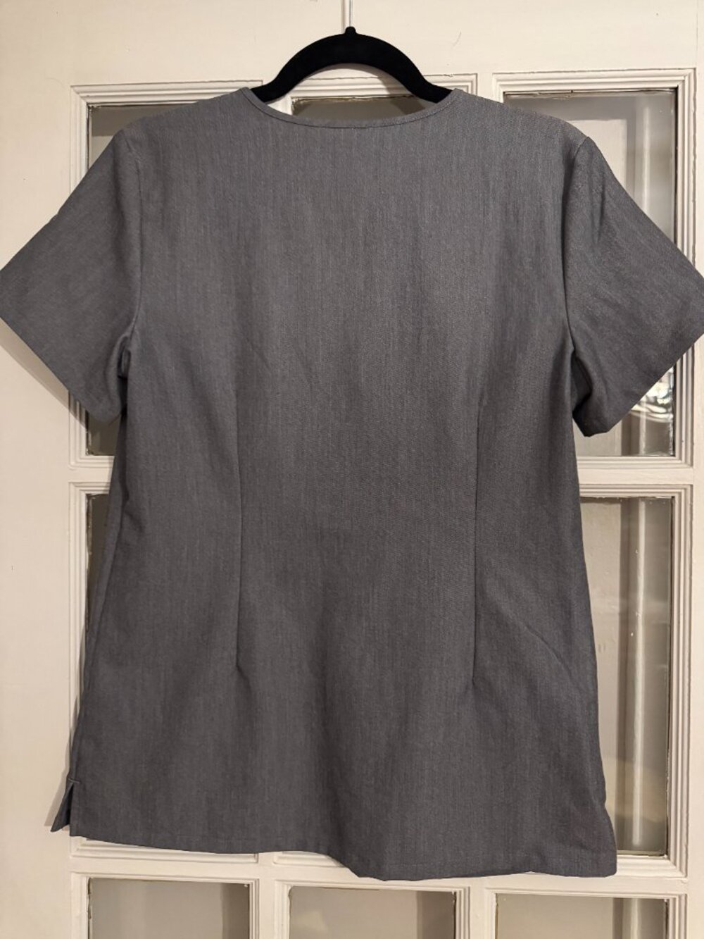 FIGS Graphite Gray Casma Scrub Top – XS - Picture 2 of 6